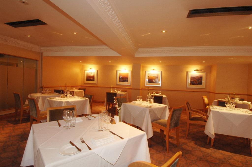 Leonardo Hotel Inverness - Formerly Jurys Inn Restoran fotoğraf